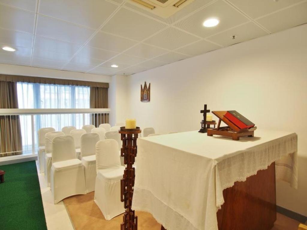 Caritas Oswald Cheung International House Hotel Hong Kong Exterior photo