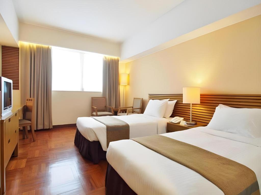 Caritas Oswald Cheung International House Hotel Hong Kong Exterior photo