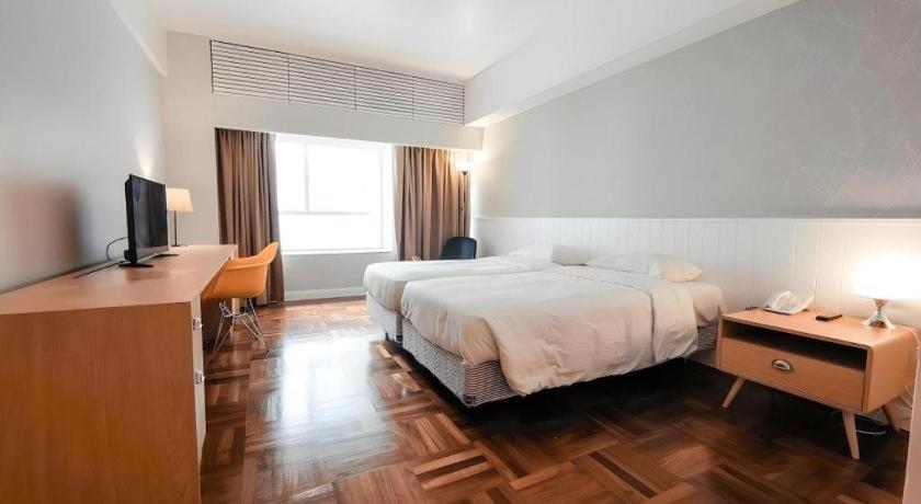 Caritas Oswald Cheung International House Hotel Hong Kong Exterior photo
