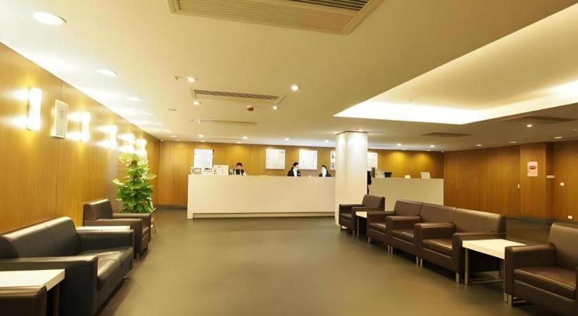 Caritas Oswald Cheung International House Hotel Hong Kong Exterior photo