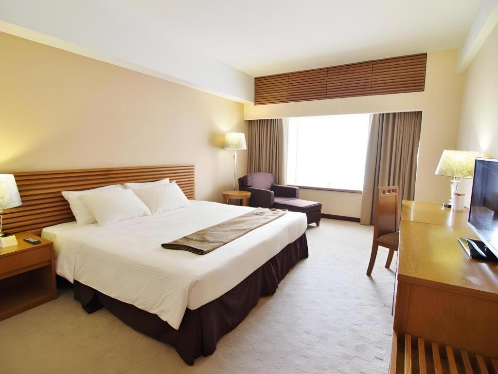 Caritas Oswald Cheung International House Hotel Hong Kong Exterior photo