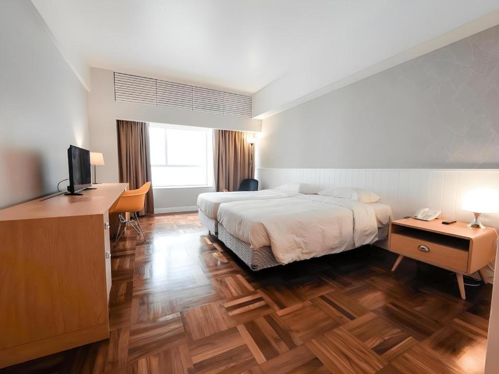 Caritas Oswald Cheung International House Hotel Hong Kong Exterior photo