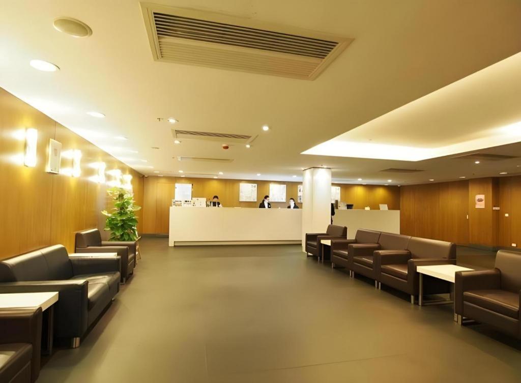 Caritas Oswald Cheung International House Hotel Hong Kong Exterior photo