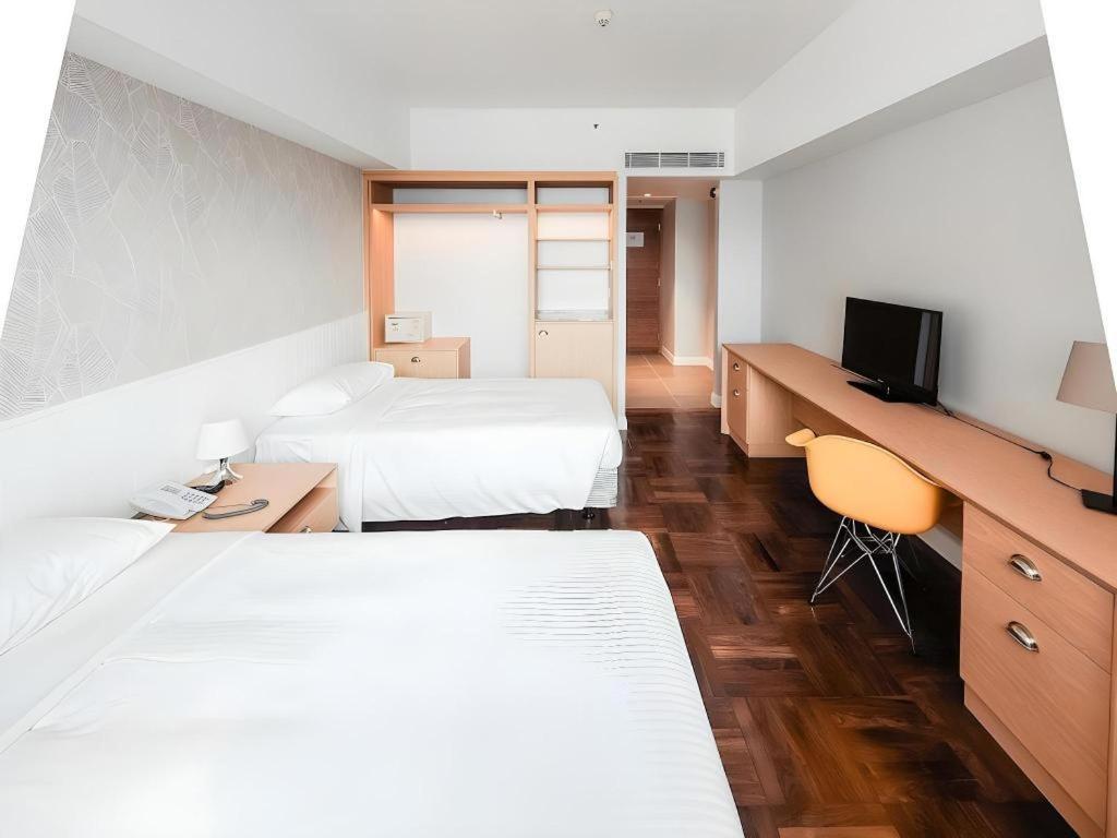Caritas Oswald Cheung International House Hotel Hong Kong Exterior photo